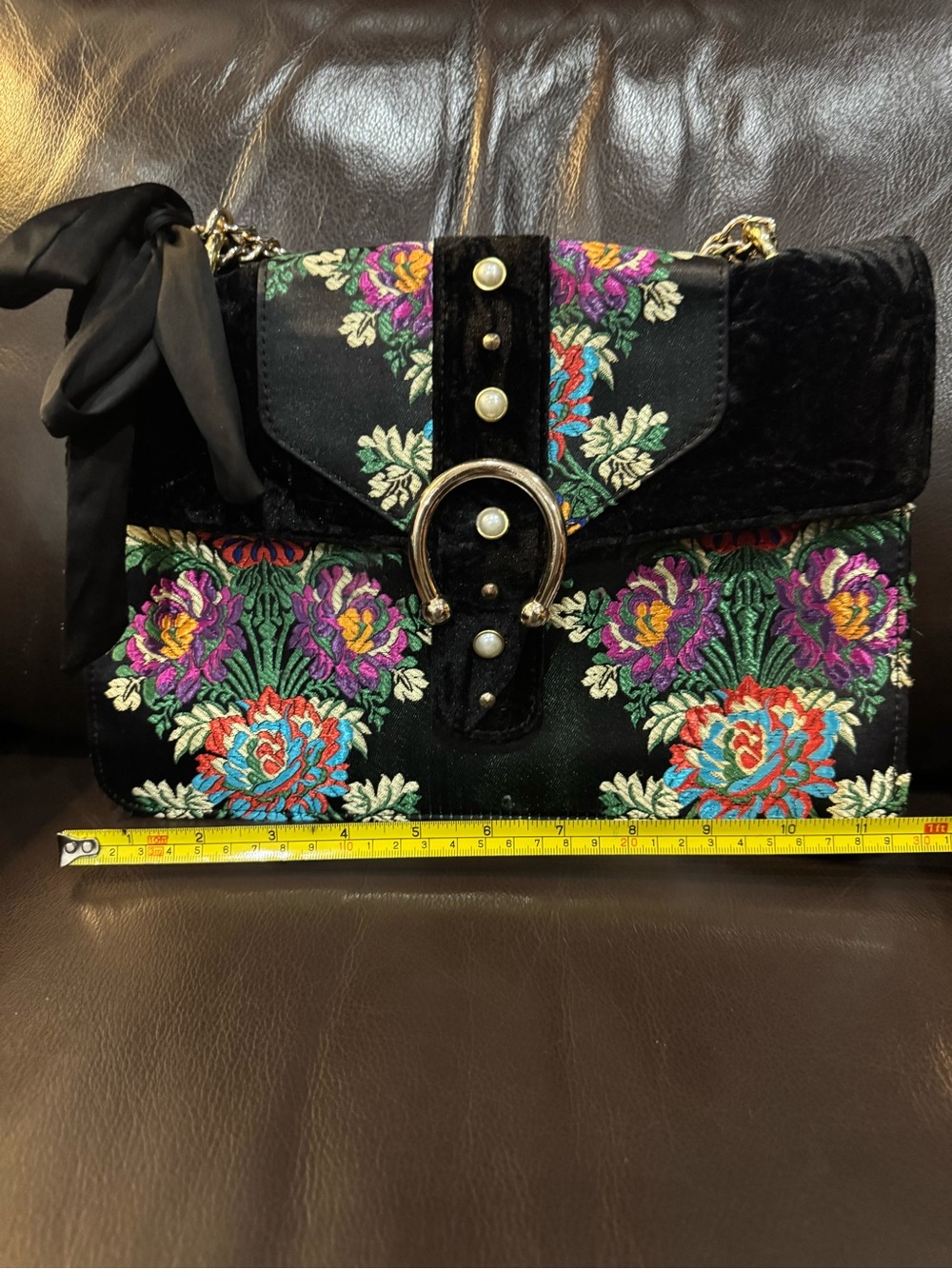 Steve Madden Velvet BurnoutBlack Floral Embroidered Shoulder Bag with Gold Chain - Picture 2 of 7